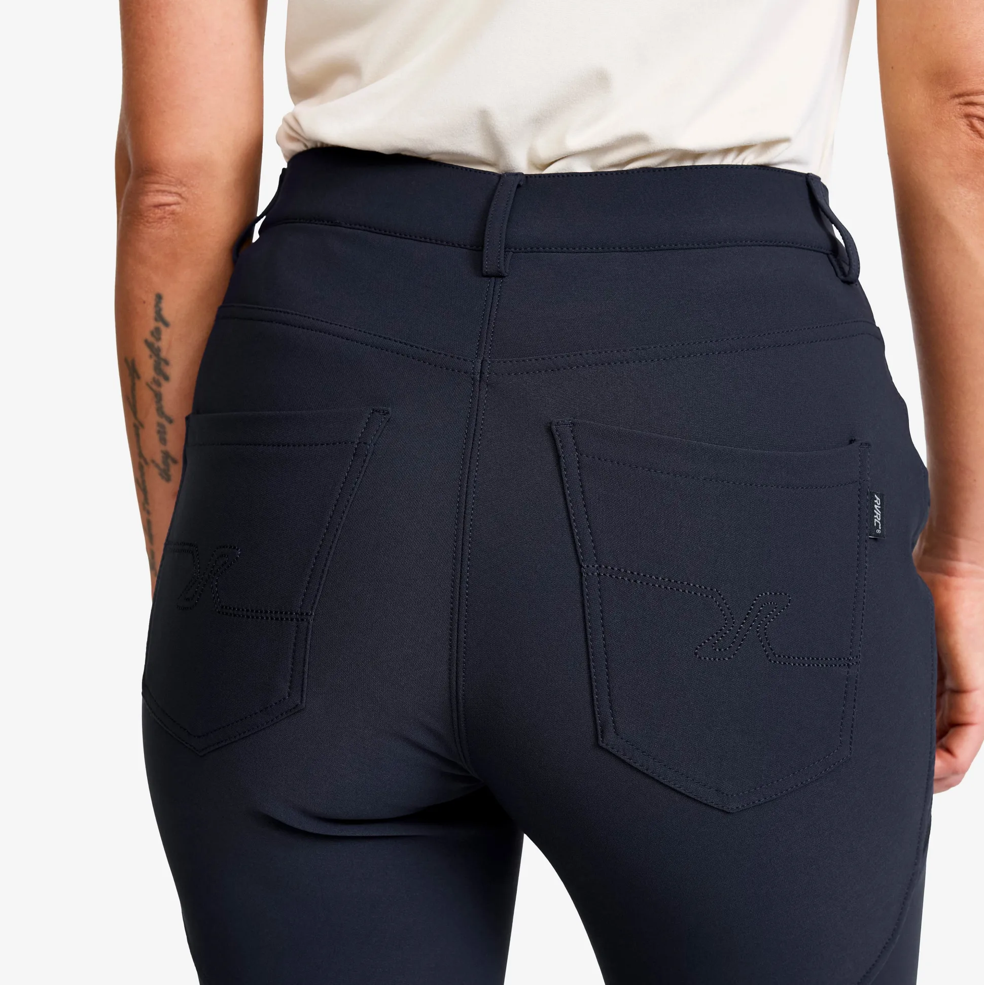 Bouncer Highwaist Jeans Naiset