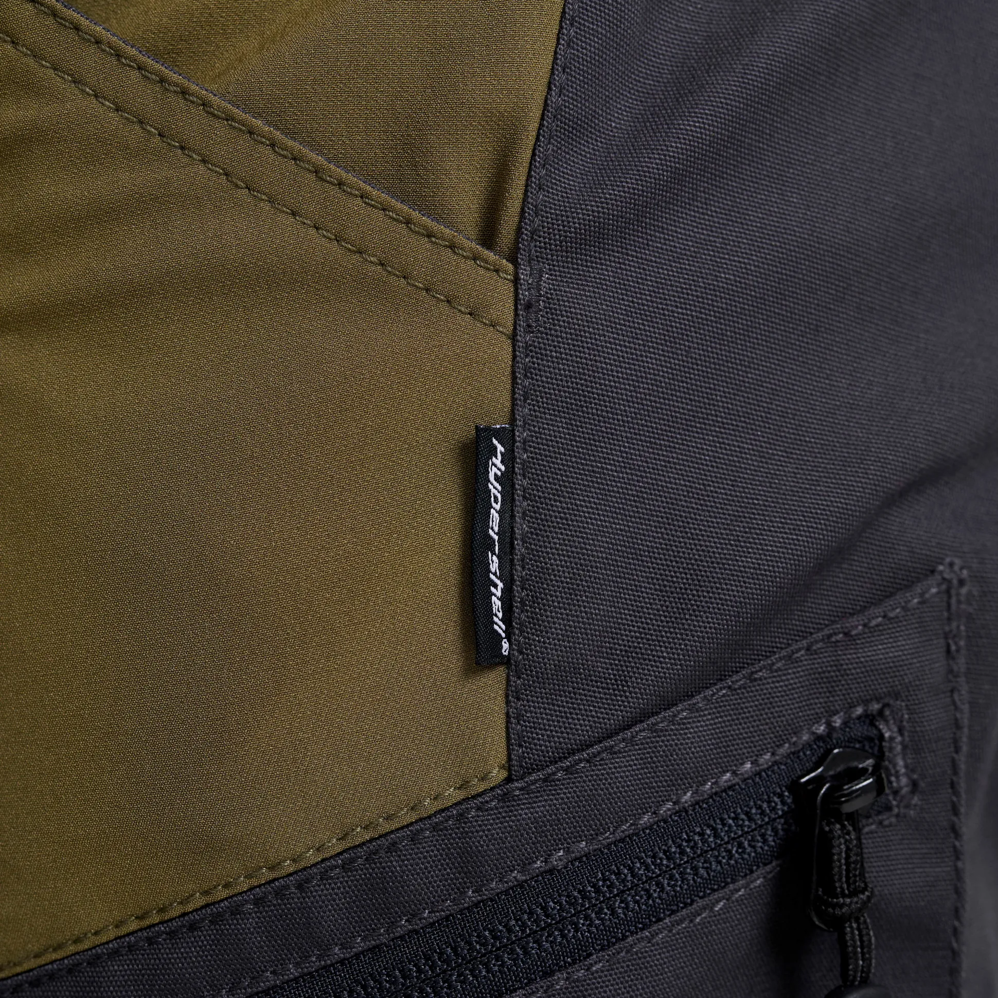 RVRC GP Shorts Miehet