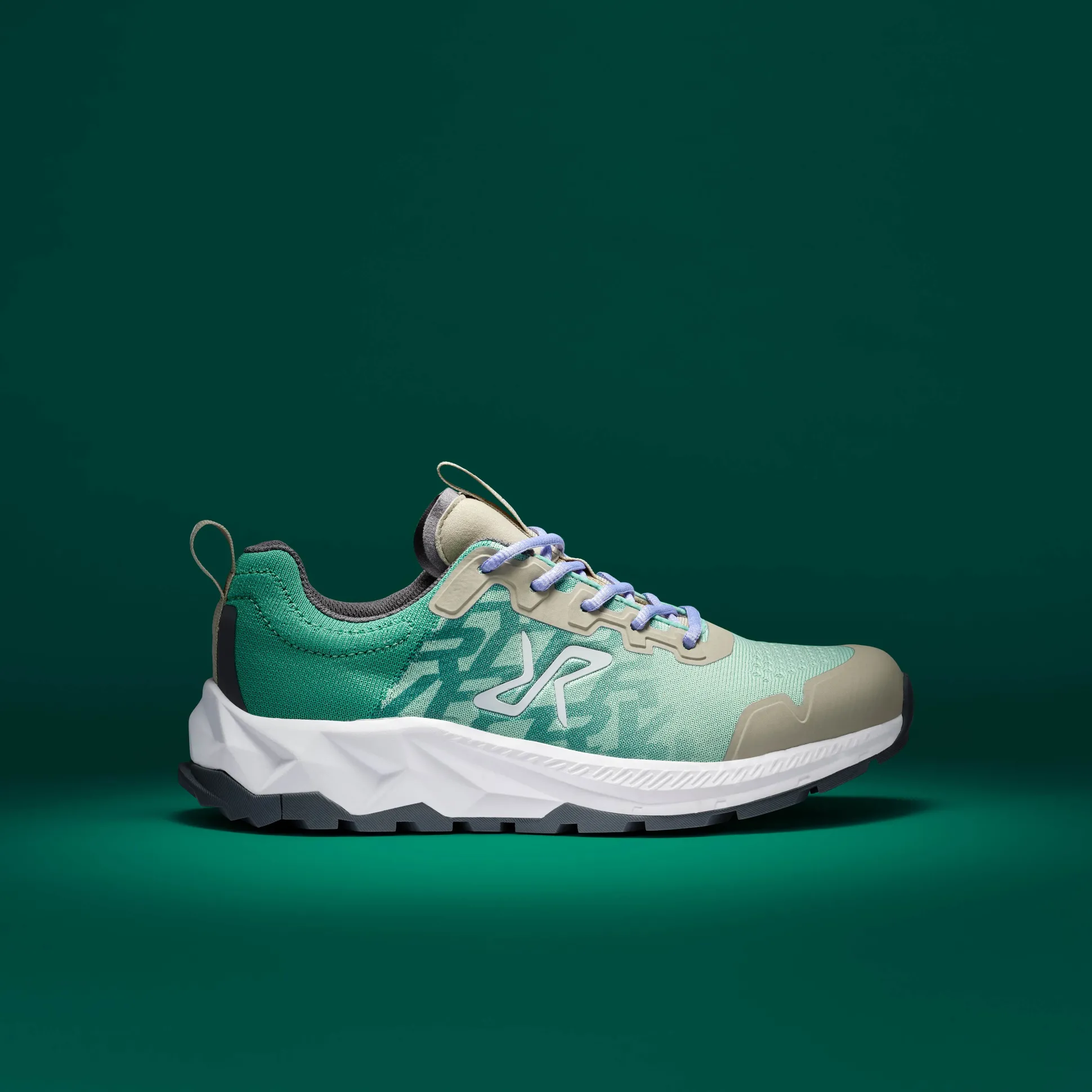 Trailknit Waterproof Hiking Sneakers Naiset